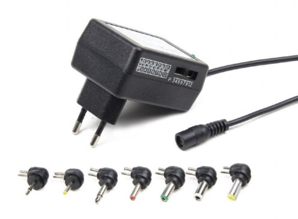 EG-MC-008 Gembird 12W Univerzalni AC-DC adapter 220V/12W na 3,4.5,5,6,7.5,9,12V 1A max